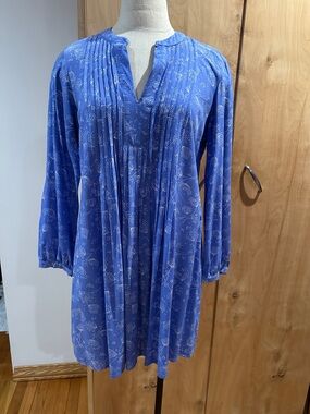 Old Navy Periwinkle Blue Long Sleeve Pintuck Dress